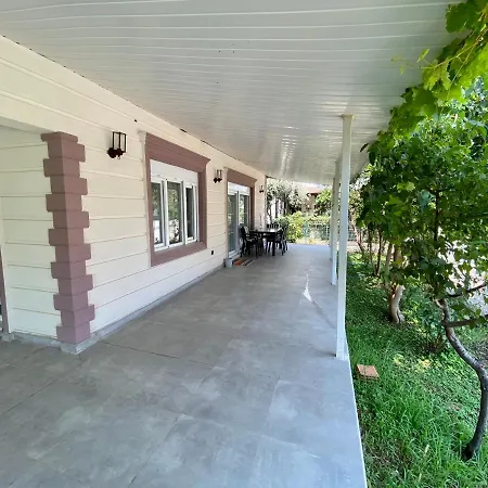 Luxery With 3 Bedrooms Villa *