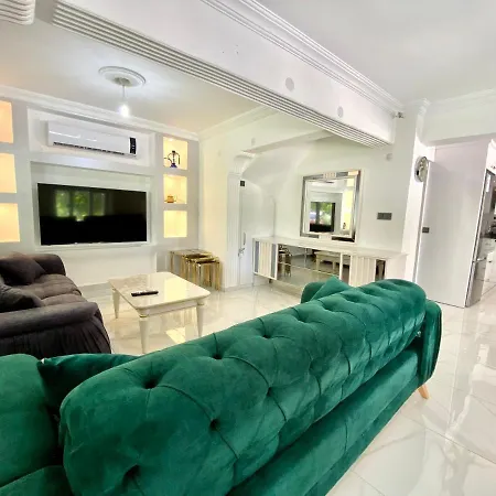 Luxery With 3 Bedrooms *